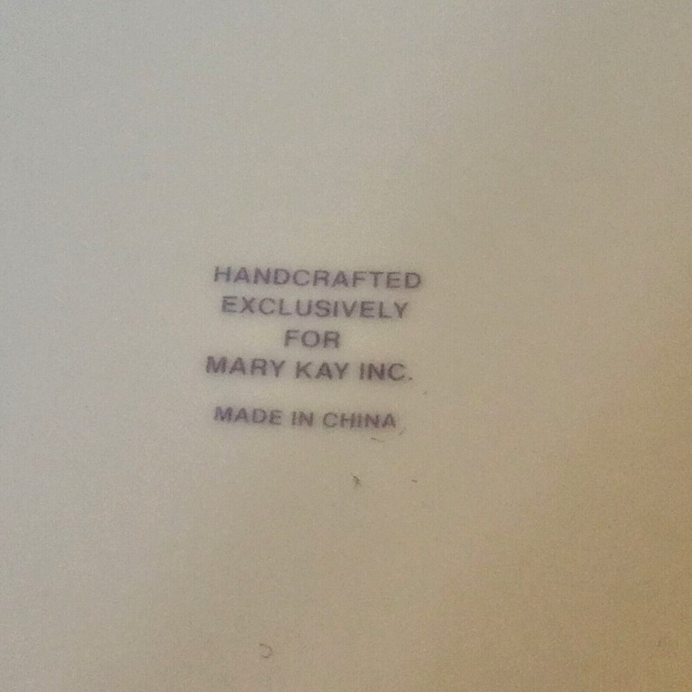 2 Mary Kay MK Dinner Plates Inspirational Words to Live by 10.5" sentiment promo - Picture 6 of 7